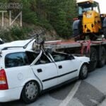 Двама загинаха, трима се ранени при тежка катастрофа край Дупница